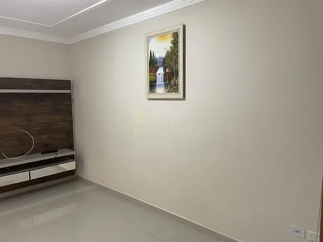 Casa 2 quartos e 2 banheiros, à venda, no bairro Vila Santa Helena em Apucarana