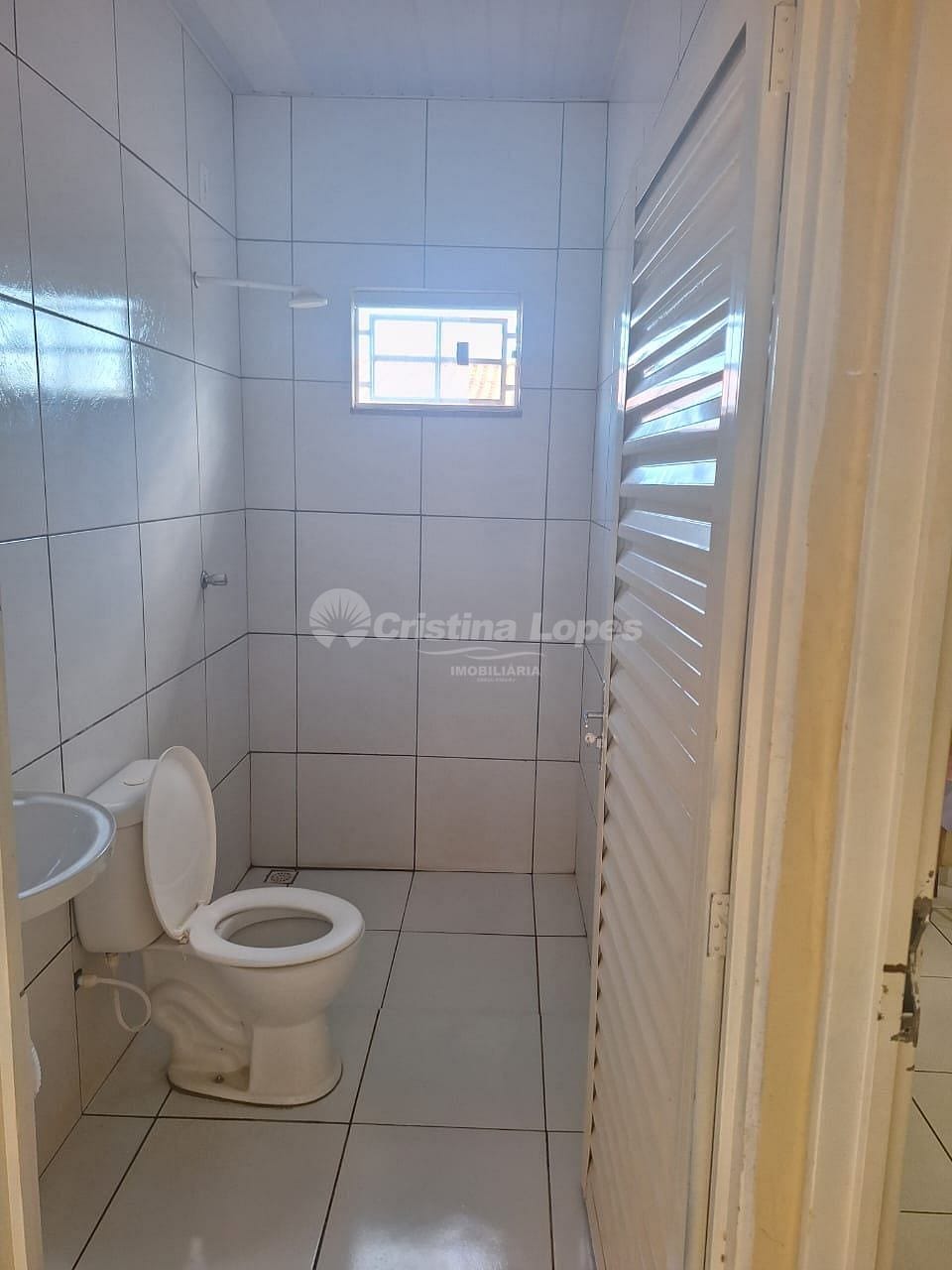 Casa à venda com 2 quartos, 62m² - Foto 3
