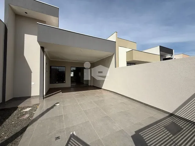 Casa 3 quartos e 2 banheiros, à venda, no bairro Portal Arabella em Rolândia