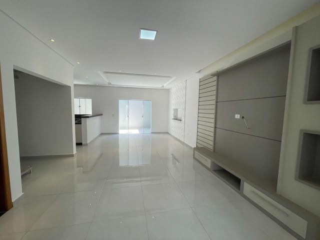 Casa com 150m² 3 quartos e 2 banheiros, à venda, no bairro Jardim da Balsa II em Americana