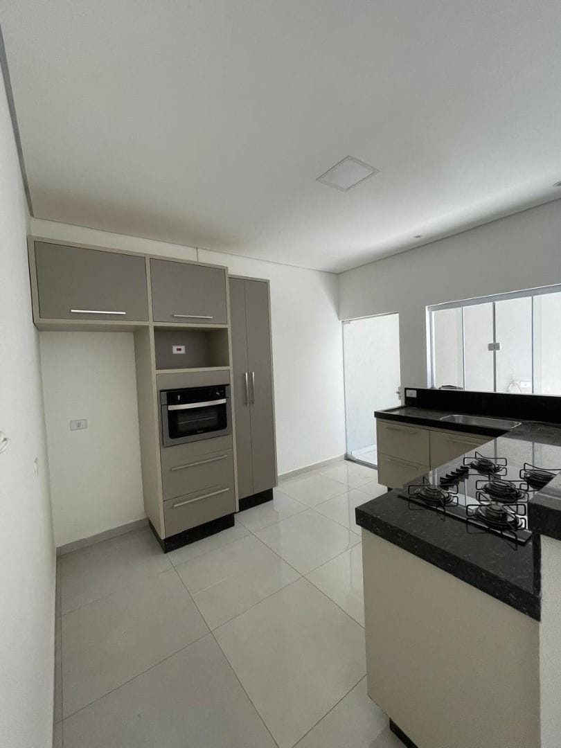 Casa, 3 quartos, 190 m² - Foto 2