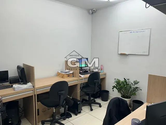 Casa com 86m², à venda, no bairro Vila Tibério em Ribeirão Preto