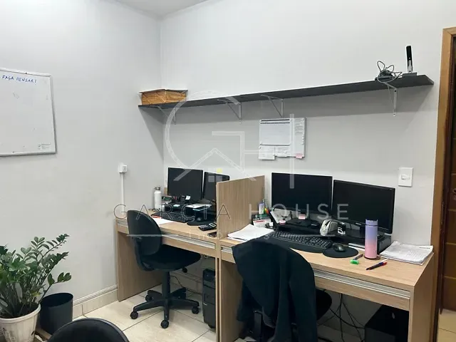 Casa com 86m², à venda, no bairro Vila Tibério em Ribeirão Preto