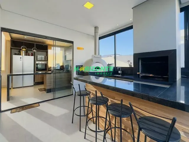 Casa com 482m² 3 quartos e 4 banheiros, à venda, no bairro urbanova em São José dos Campos