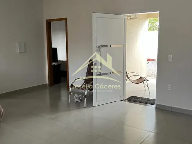 Casa com 420m² 3 quartos e 4 banheiros, à venda, no bairro Centro em Chapada Dos Guimarães