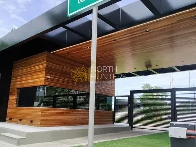 Casa com 845m² 4 quartos e 8 banheiros, à venda, no bairro Jurerê Internacional em Florianópolis