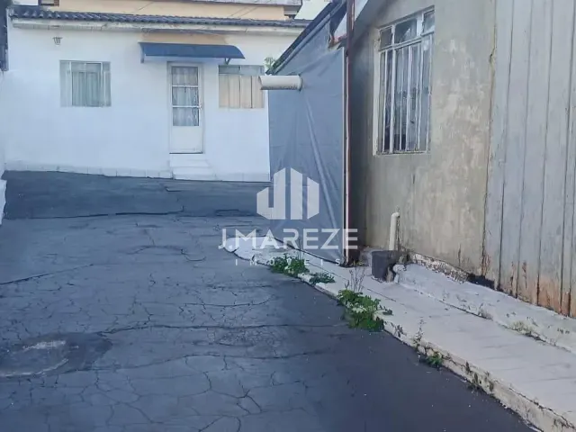 Casa com 540m² 3 quartos e 1 banheiro, à venda, no bairro Vila São José em Apucarana