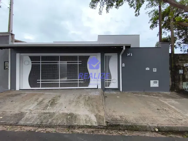 Casa com 250m² 3 quartos e 2 banheiros, à venda, no bairro Jardim Ouro Verde em Botucatu