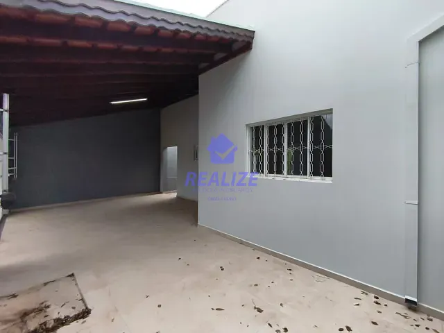 Casa com 250m² 3 quartos e 2 banheiros, à venda, no bairro Jardim Ouro Verde em Botucatu