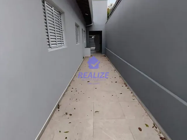 Casa com 250m² 3 quartos e 2 banheiros, à venda, no bairro Jardim Ouro Verde em Botucatu