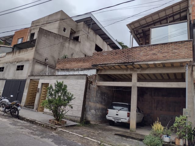 Casa com 252m² 2 quartos e 2 banheiros, à venda, no bairro Liberdade em Santa Luzia