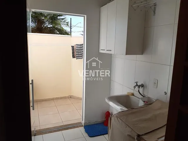 Casa com 300m² 3 quartos e 3 banheiros, à venda, no bairro Residencial Jatobá em Tremembé