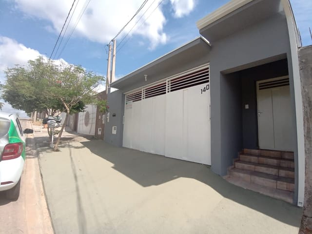 Foto do Casa - Casa com 2 dormitórios para alugar, 150 m² - Jardim dos Jacarandás Fase 2 - São João da Boa Vista/SP | Zeladoria Imóveis & Condomínios