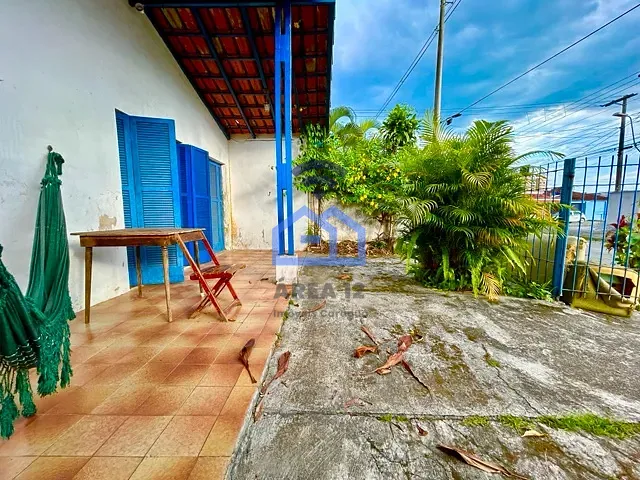 Casa com 194m² 2 quartos e 2 banheiros, à venda, no bairro Indaiá em Caraguatatuba