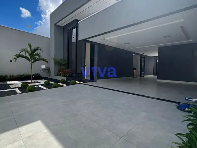 Casa 3 quartos e 5 banheiros, à venda, no bairro Jardim Presidente em Goiânia