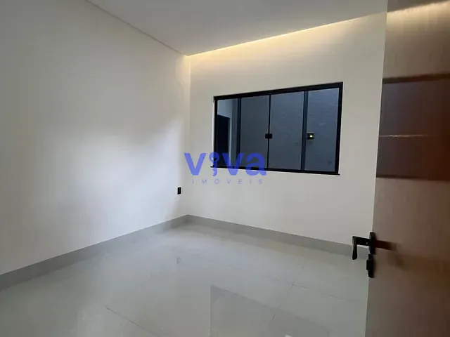 Casa 3 quartos e 5 banheiros, à venda, no bairro Jardim Presidente em Goiânia