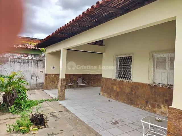 Casa com 600m², à venda, no bairro Aeroporto em Teresina