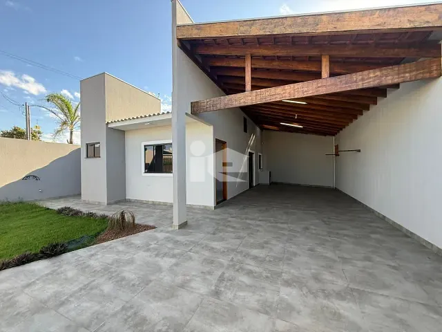 Casa com 191m² 3 quartos e 2 banheiros, à venda, no bairro Jardim Água Verde em Rolândia