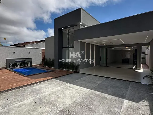 Casa com 420m² 4 quartos e 5 banheiros, à venda, no bairro Jardim Vila Boa em Goiânia