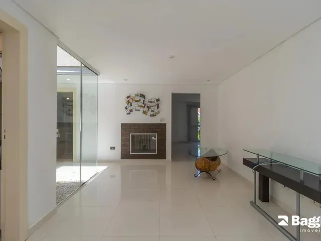 Casa com 373m² 3 quartos e 3 banheiros, à venda, no bairro Santa Felicidade em Curitiba