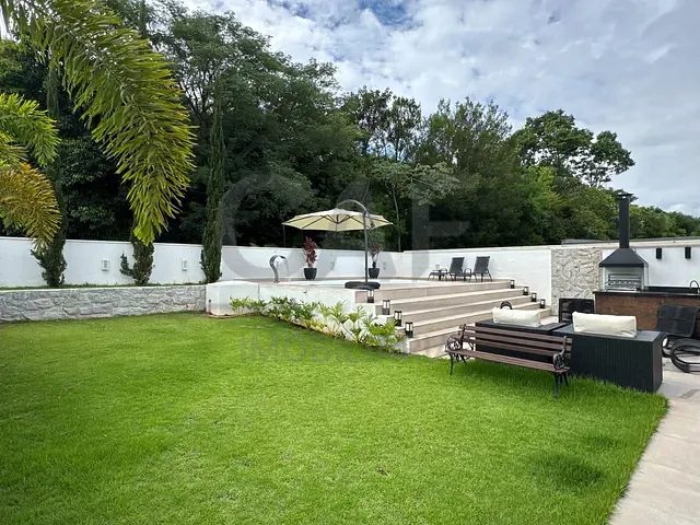 Casa com 644m² 3 quartos e 5 banheiros, à venda, no bairro Residencial Flor D'Aldeia em Holambra
