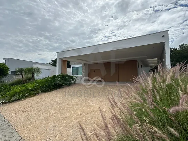 Casa com 644m² 3 quartos e 5 banheiros, à venda, no bairro Residencial Flor D'Aldeia em Holambra
