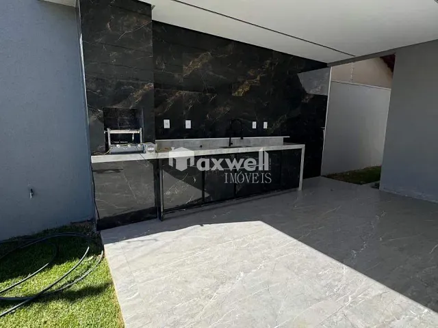 Casa 3 quartos e 3 banheiros, à venda, no bairro Papillon Park em Aparecida de Goiânia