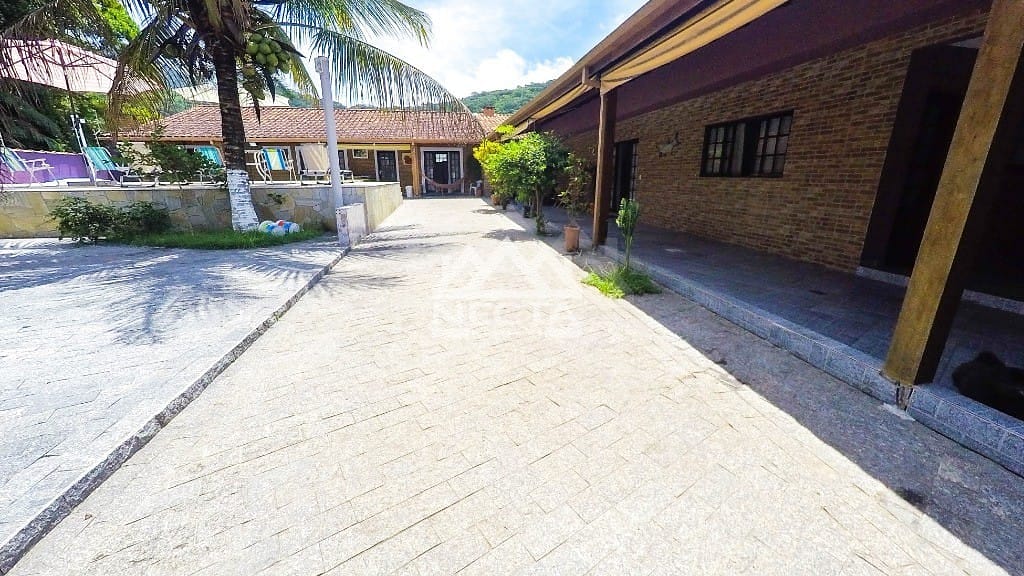 Casa, 4 quartos, 228 m² - Foto 2