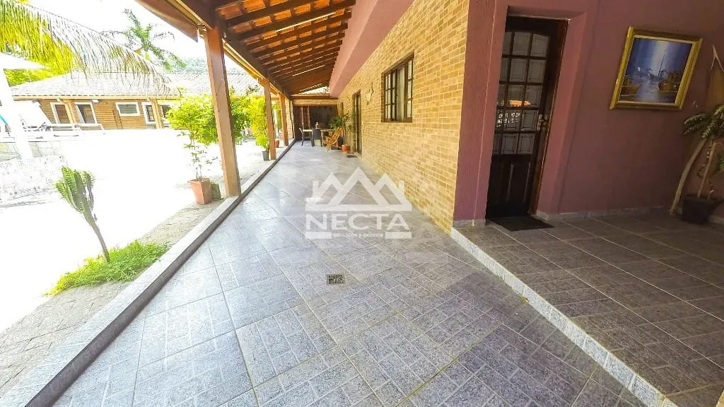 Casa, 4 quartos, 228 m² - Foto 3