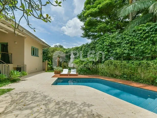 Casa com 746m² 5 quartos e 5 banheiros, à venda, no bairro Morumbi em São Paulo