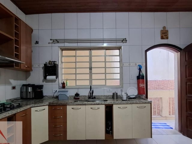 Casa 3 quartos e 5 banheiros, à venda, no bairro Vila Monumento em São Paulo