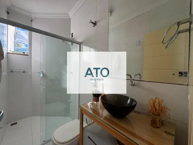 Casa com 720m² 3 quartos e 3 banheiros, à venda, no bairro Universitário em Tijucas