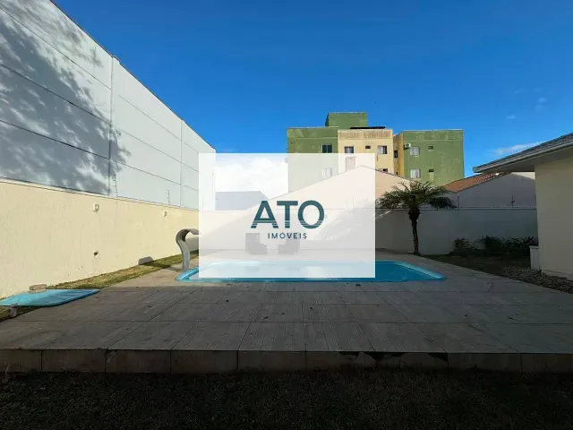Casa com 720m² 3 quartos e 3 banheiros, à venda, no bairro Universitário em Tijucas