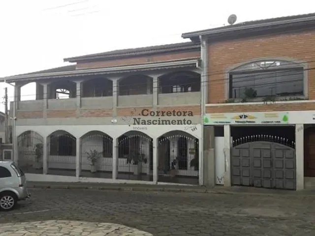 Casa com 500m² 3 quartos e 2 banheiros, à venda, no bairro Centro em Santa Branca