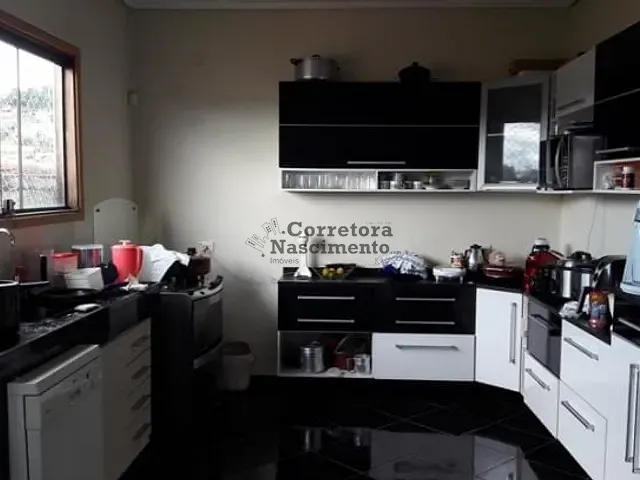 Casa com 500m² 3 quartos e 2 banheiros, à venda, no bairro Centro em Santa Branca