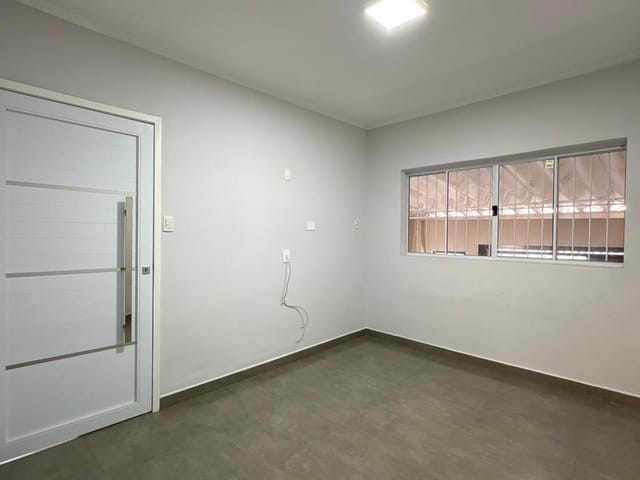 Casa 3 quartos e 1 banheiro, para alugar, no bairro Campo Limpo em Americana