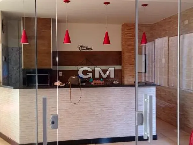Casa com 200m² 2 quartos e 2 banheiros, à venda, no bairro Parque das amoreiras em Serrana