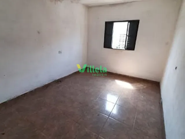 Casa 2 quartos e 1 banheiro, à venda, no bairro Vila Ferlópolis em Itaquaquecetuba