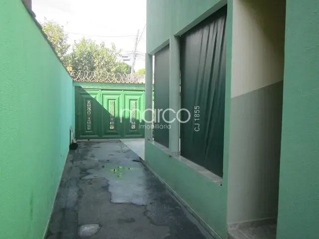 Casa com 513m² 14 quartos e 5 banheiros, à venda, no bairro Setor Criméia Leste em Goiânia