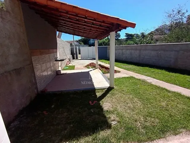 Casa 2 quartos e 1 banheiro, à venda, no bairro Condado de Maricá em Maricá