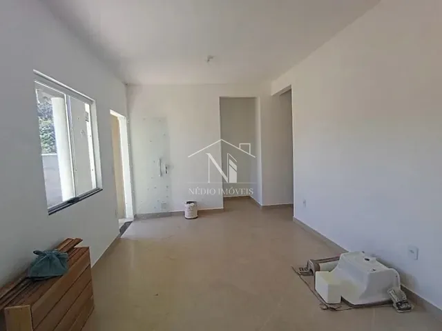 Casa 2 quartos e 1 banheiro, à venda, no bairro Condado de Maricá em Maricá