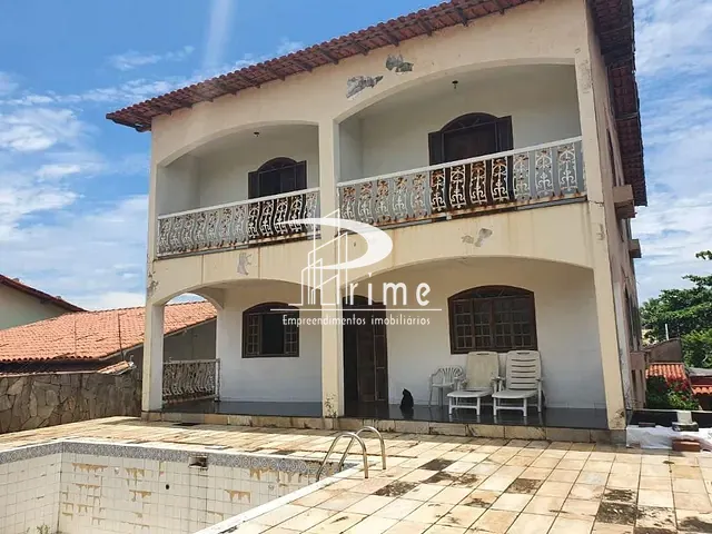 Casa com 439m² 5 quartos e 7 banheiros, à venda, no bairro Marazul em Niterói