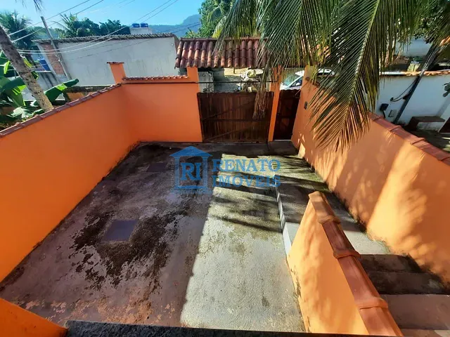 Casa 2 quartos e 2 banheiros, à venda, no bairro Jacaroá em Maricá
