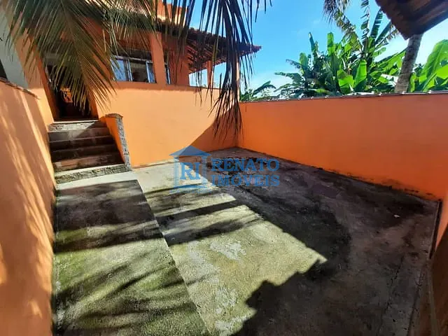 Casa 2 quartos e 2 banheiros, à venda, no bairro Jacaroá em Maricá