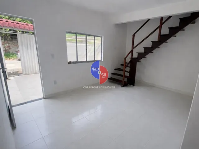 Casa com 120m² 2 quartos e 2 banheiros, à venda, no bairro Praia de Olaria (Guia de Pacobaíba) em Magé