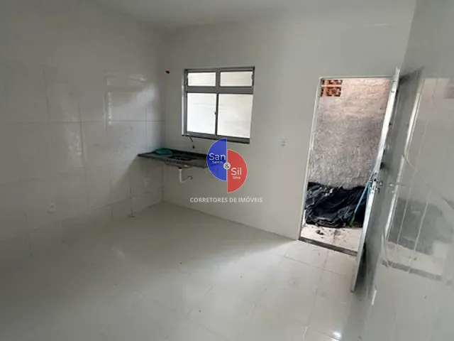 Casa com 120m² 2 quartos e 2 banheiros, à venda, no bairro Praia de Olaria (Guia de Pacobaíba) em Magé
