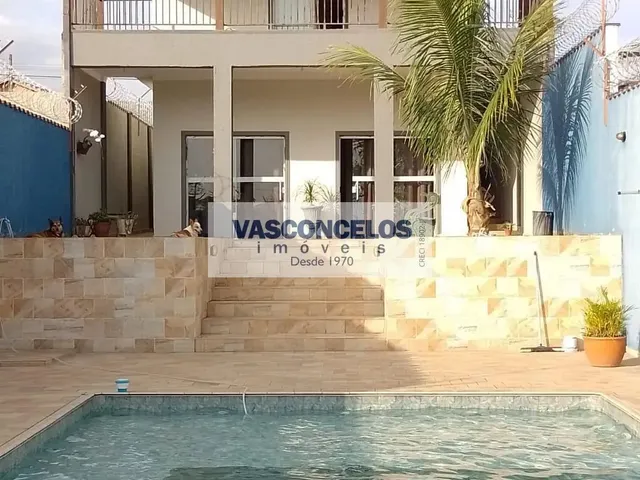 Casa com 500m² 3 quartos e 4 banheiros, à venda, no bairro Vila Menino Jesus em Caçapava