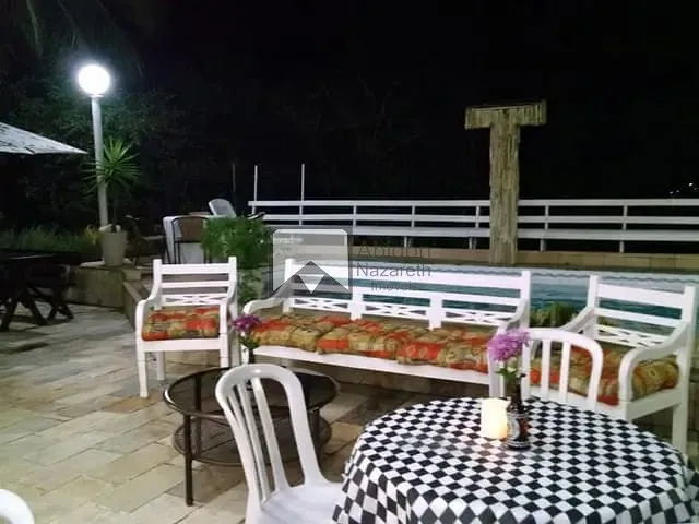 Casa com 400m² 4 quartos e 4 banheiros, à venda, no bairro Badu em Niterói