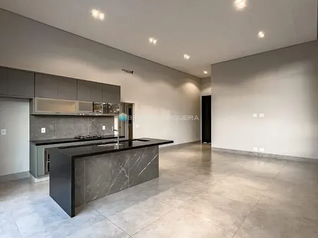 Casa com 280m² 3 quartos e 6 banheiros, à venda, no bairro Residencial Maria Júlia em São José do Rio Preto