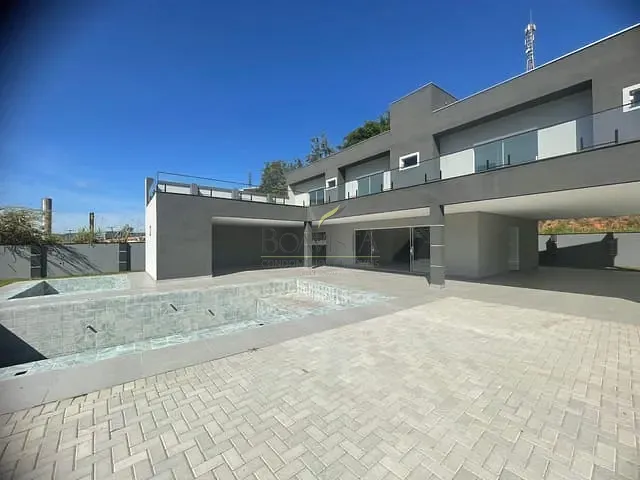 Casa 4 quartos e 5 banheiros, à venda, no bairro Olho D'Água em Mairiporã